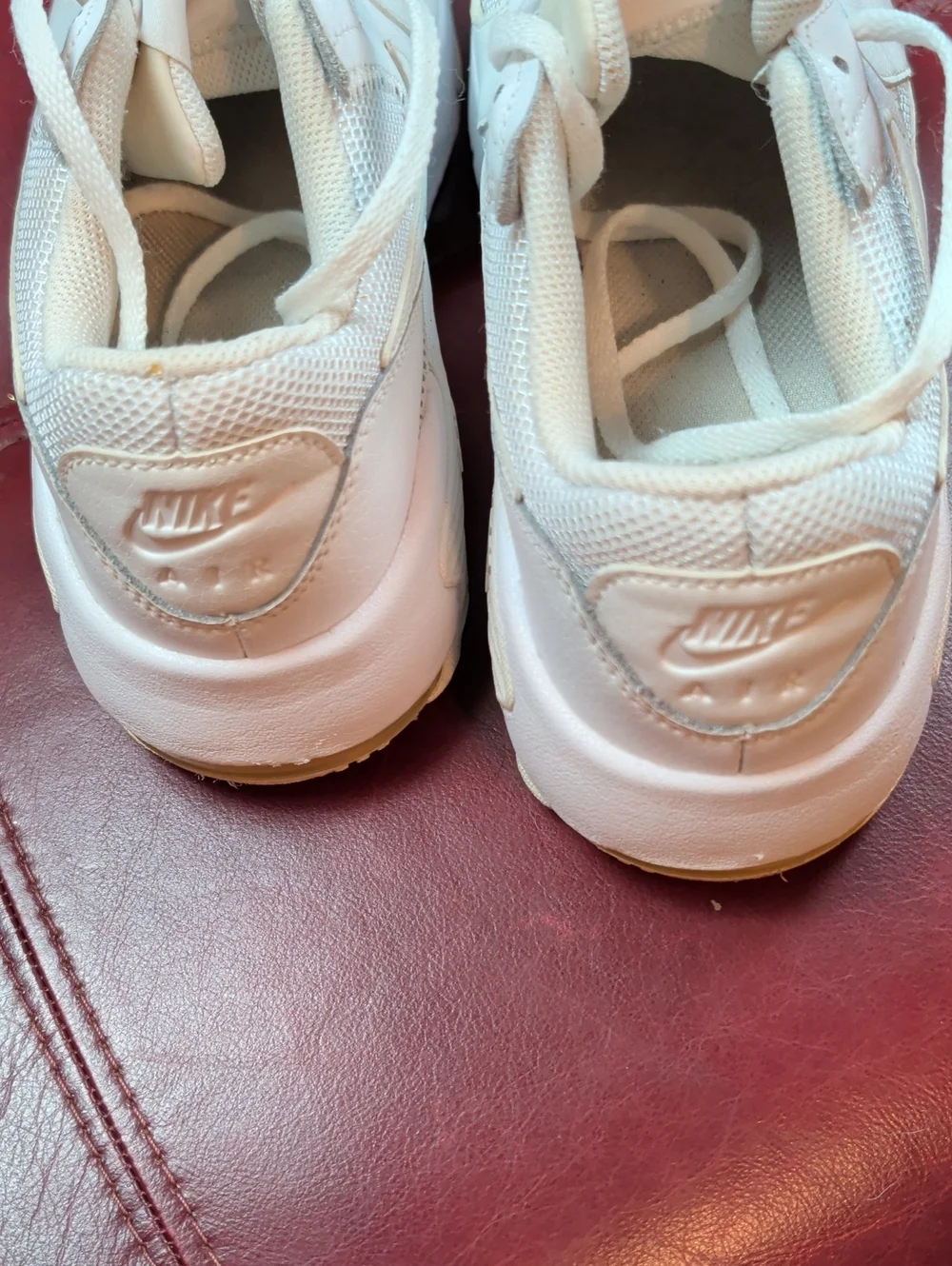 Nike White Air Max Shoes Sneakers Girls 6.5 Y